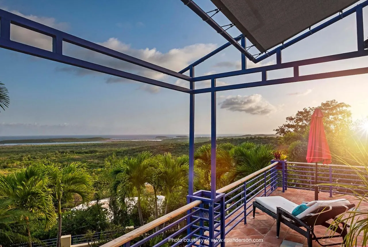Casa De Colores, Vieques kontakter